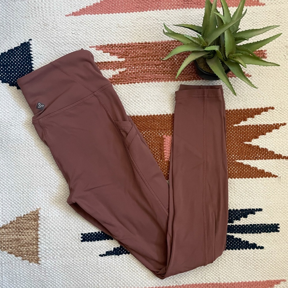 PrAna leggings in cloud blush heather